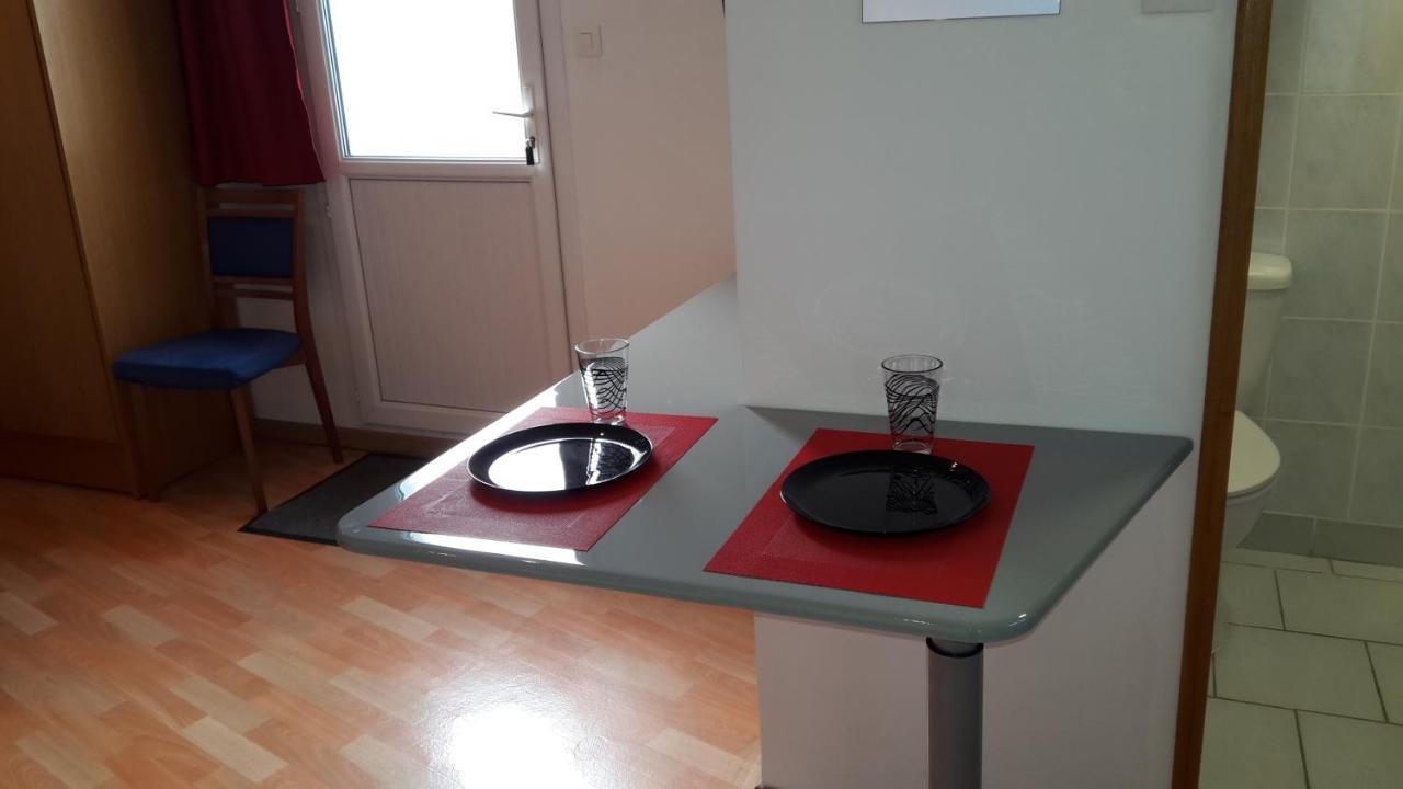 Pasteur Apartment